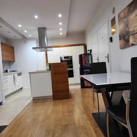 Amber Apartament 127 Cracovie Extérieur photo