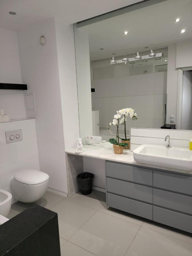 Amber Apartament 127 Cracovie Extérieur photo
